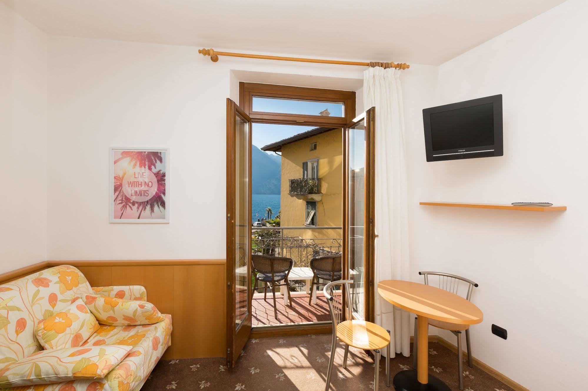 Casa Nataly Bed and Breakfast Torbole Sul Garda Eksteriør billede