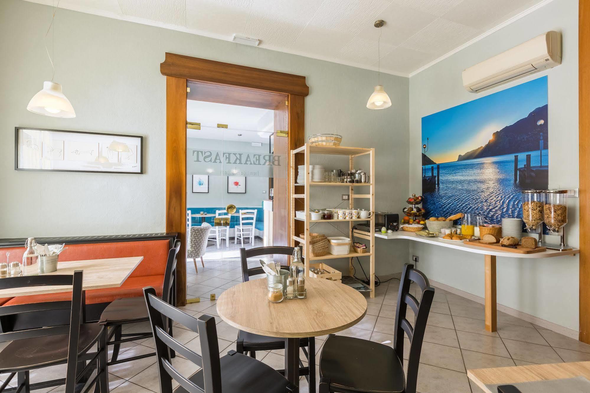 Casa Nataly Bed and Breakfast Torbole Sul Garda Eksteriør billede